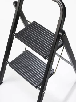 Altrex Huishoudtrap Giant Total Black 2-Treeds