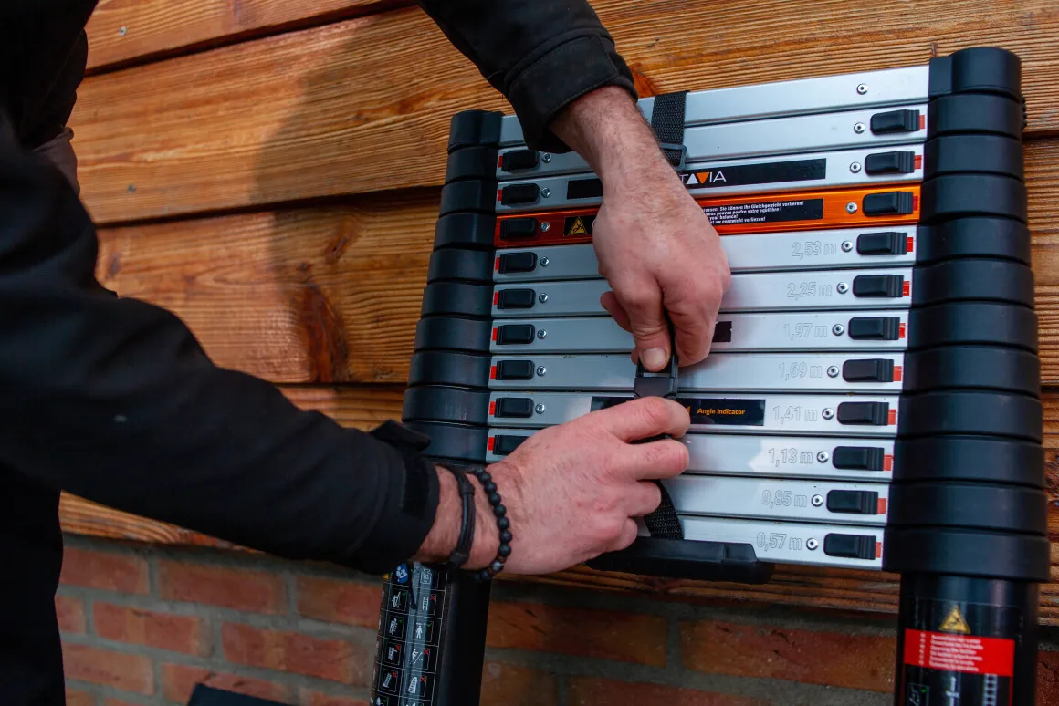 Batavia Professionele Telescoopladder 3.27M