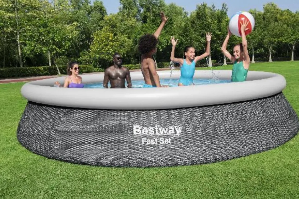 Bestway Opblaaszwembad Fast Set Rond Rotan Met Filterpomp O366X76Cm