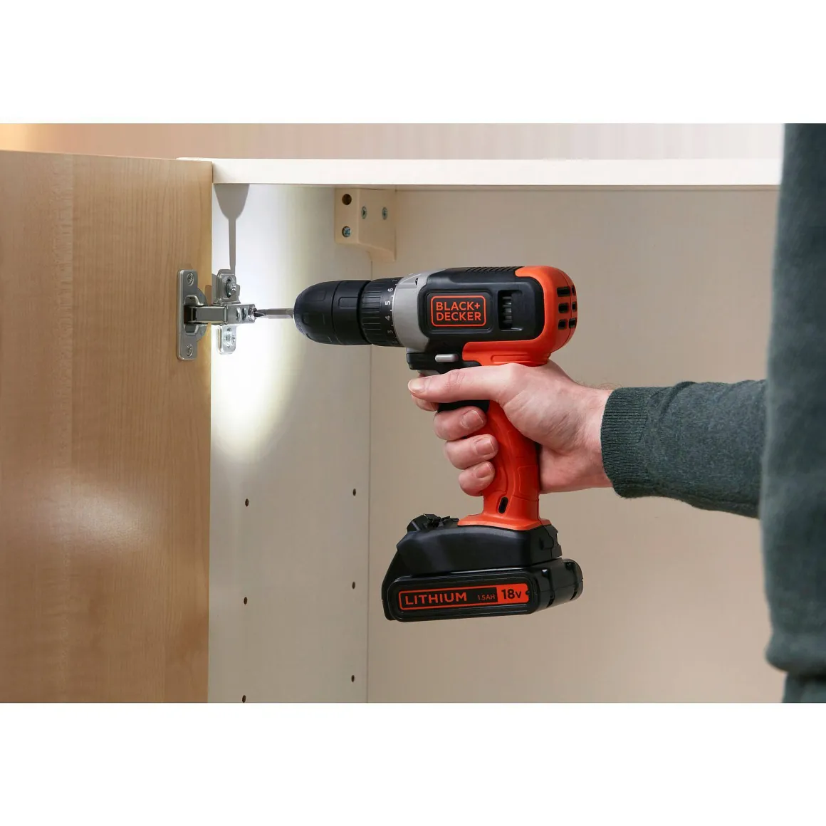 Black+Decker Accuboormachine Bcd001C2-Qw 18V (2 Accu'S)