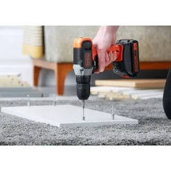 Black+Decker Accuboormachine Bcd001C2-Qw 18V (2 Accu'S)