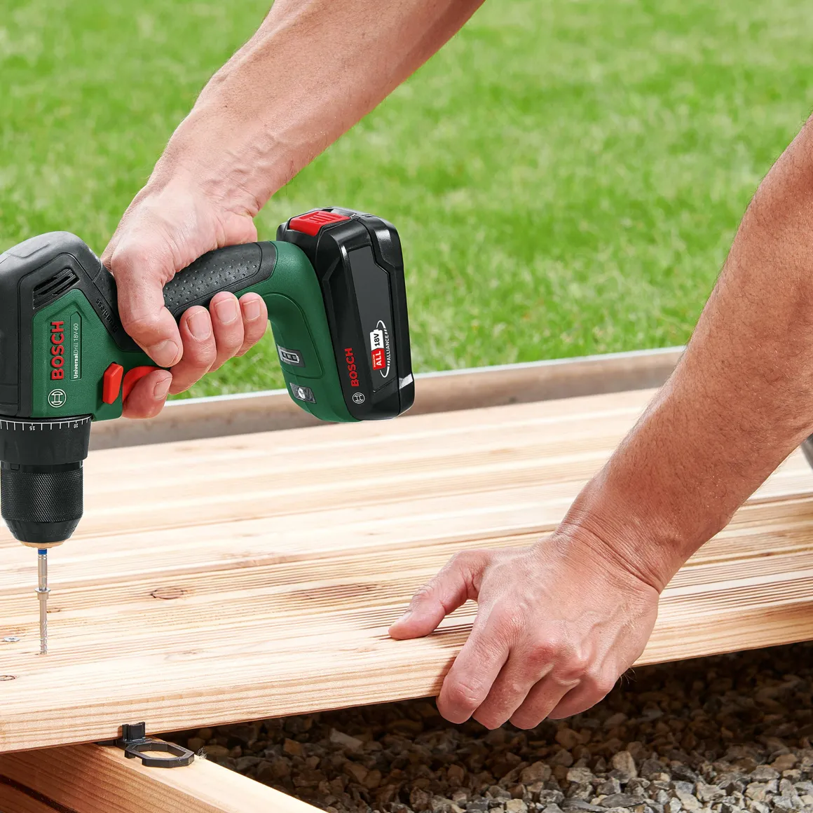 Bosch Accuboormachine Universaldrill-60 18V (Zonder Accu)