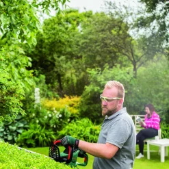 Bosch Heggenschaar Universalhedgecut 50