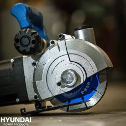 Hyundai Muurfrees 2400W