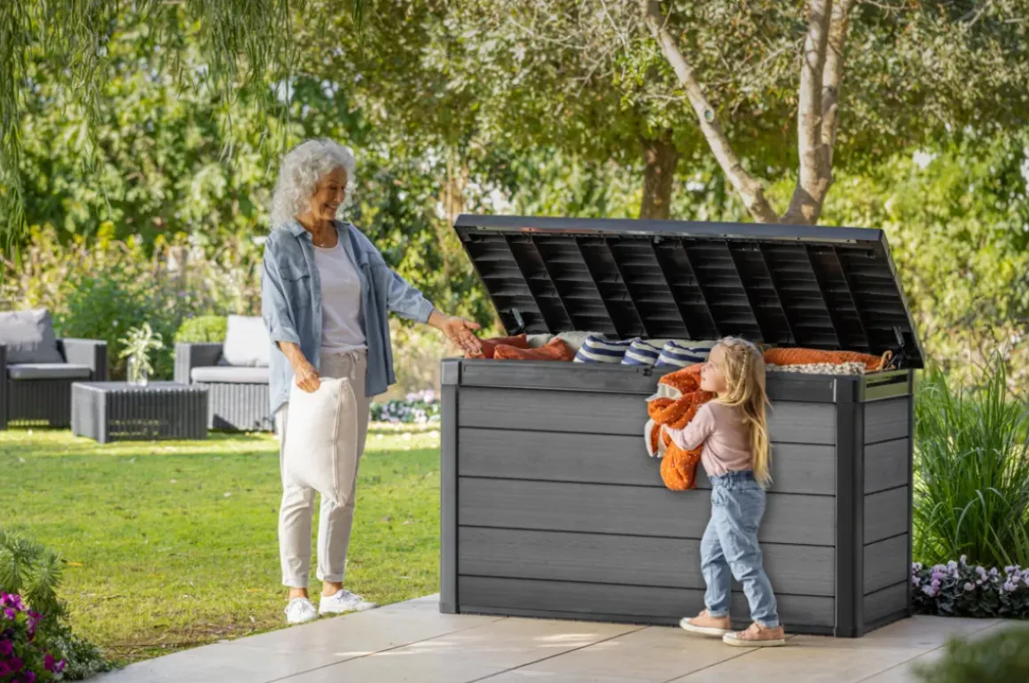 Keter Cortina Opbergbox - 757L - 151.7X72.5X90 Cm - Grijs