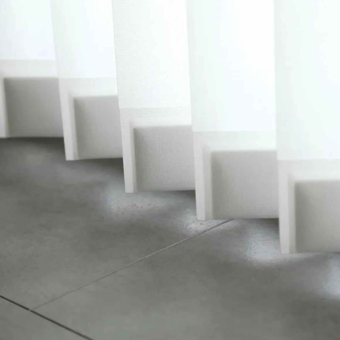Madeco 4115 Verticale Lamellen Compleet Lichtdoorlatend Wit 12,7 X 260 Cm + Rail 200 Cm