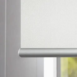 Madeco White Gemotoriseerd Verduisteringsrolgordijn E-Roll Wit Effen 180X250Cm