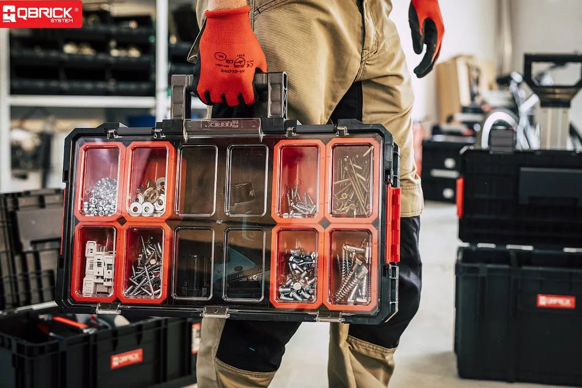 Modulaire Set Voor Het Opbergen En Vervoeren Van Gereedschap. Grote Capaciteit, Maximale Belasting 35 Kg.
