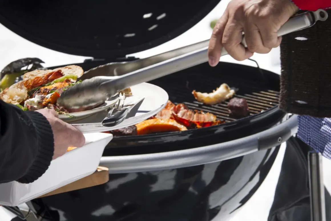 Rosle Houtskoolbarbecue No. 1 F60 Air 75X83X115Cm