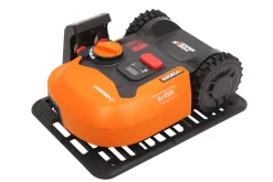 Worx Robotmaaier Landroid M700 - 20V Accu - Voor Gazons Tot Ca. 300M² - Maaibreedte 180Mm - Incl. Laadstation En 150M Terreinafbakeningskabel