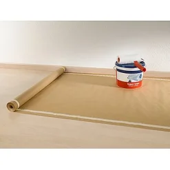Zelfklevend Afdekpapier Met Afplakband. 90 Cmx22.5 M.